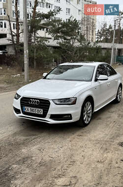 Седан Audi A4 2014 в 