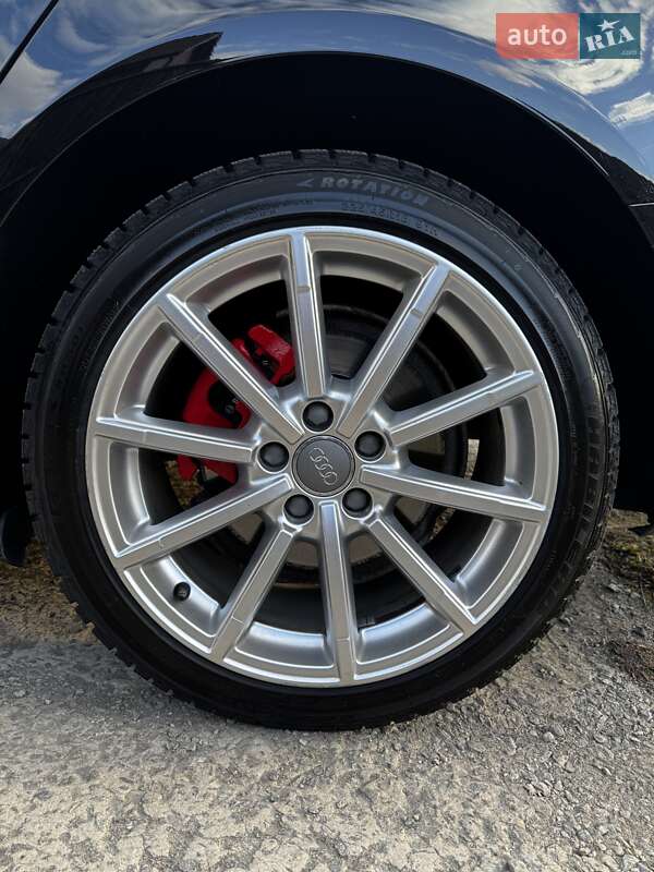 Седан Audi A4 2013 в Житомире