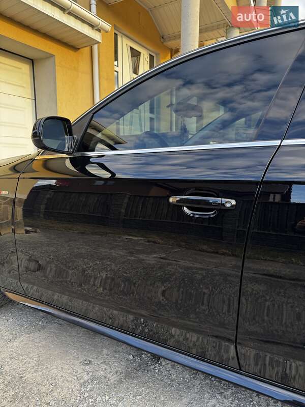 Седан Audi A4 2013 в Житомире