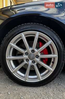 Седан Audi A4 2013 в 