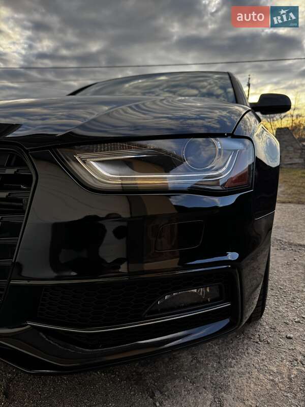 Седан Audi A4 2013 в Житомире