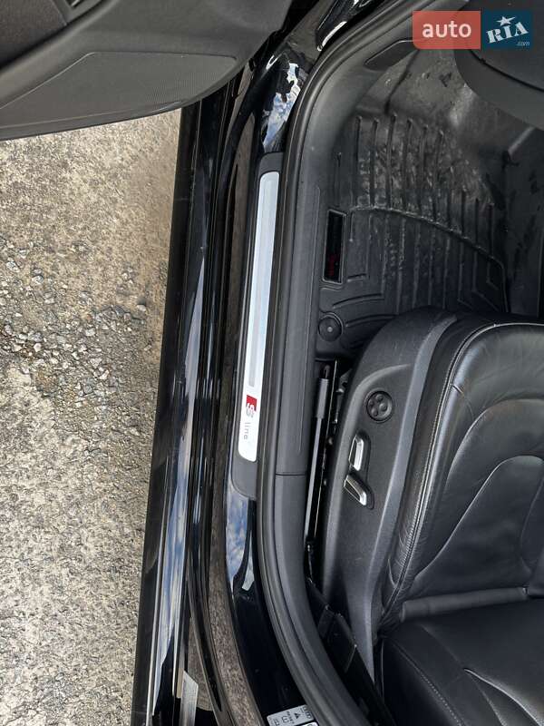 Седан Audi A4 2013 в Житомире