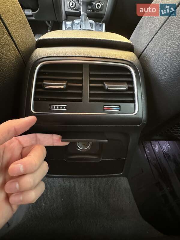 Седан Audi A4 2013 в Житомире
