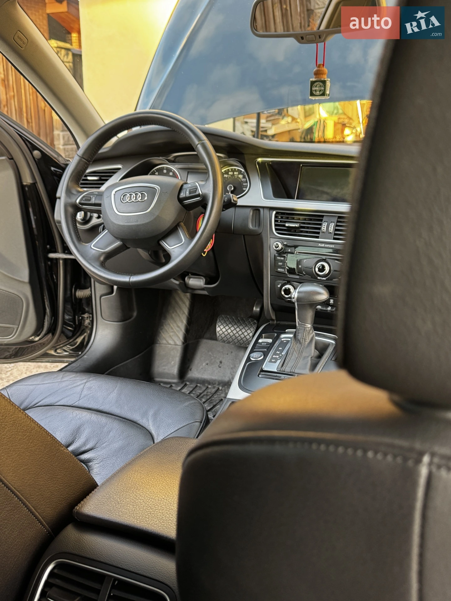 2013 Audi A4 - мініатюра 52