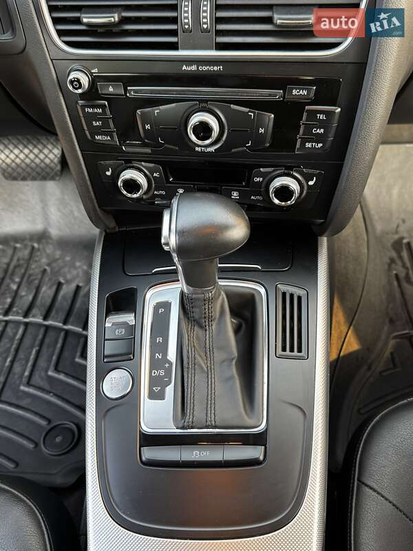 Седан Audi A4 2013 в Житомире