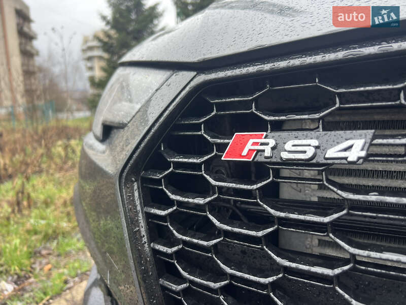 Седан Audi A4 2017 в Ужгороде