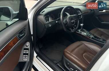 Седан Audi A4 2012 в 
