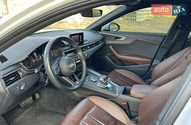Седан Audi A4 2018 в 