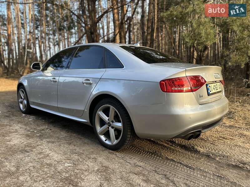 Седан Audi A4 2011 в Киеве