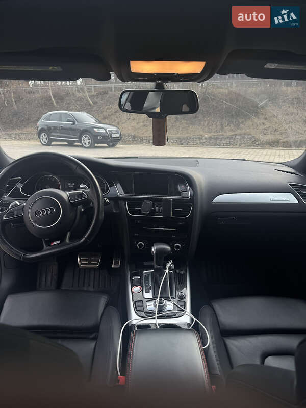 Седан Audi A4 2014 в Тернополі