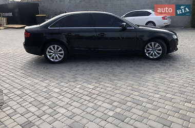 Седан Audi A4 2009 в 