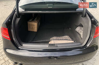 Седан Audi A4 2009 в 