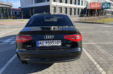 Седан Audi A4 2012 в 