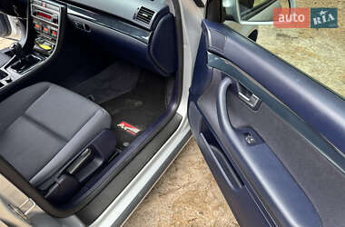Седан Audi A4 2004 в 