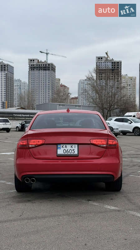 Седан Audi A4 2014 в Киеве