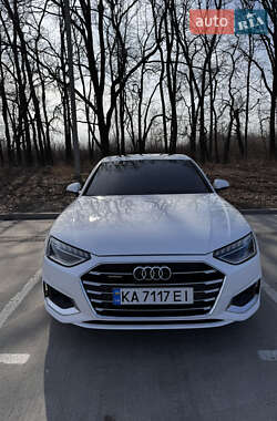 Седан Audi A4 2020 в Киеве