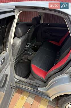Седан Audi A4 1995 в 