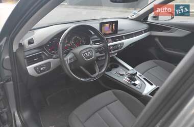 Универсал Audi A4 2018 в 