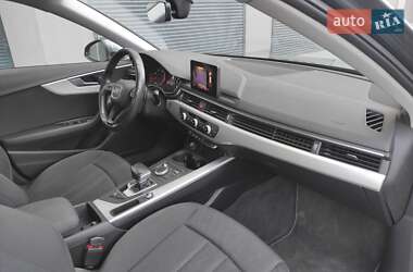 Универсал Audi A4 2018 в 