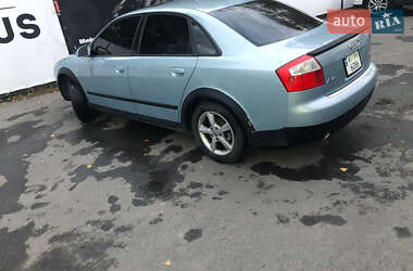 Седан Audi A4 2001 в 