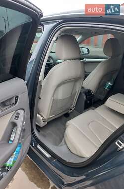 Седан Audi A4 2011 в 