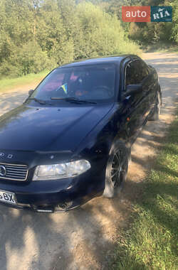Седан Audi A4 1996 в 