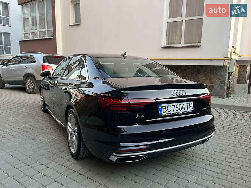 Седан Audi A4 2023 в Львові