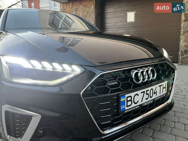 Седан Audi A4 2023 в Львові