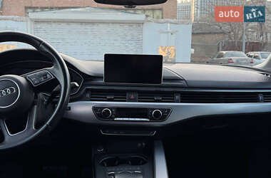 Седан Audi A4 2016 в 