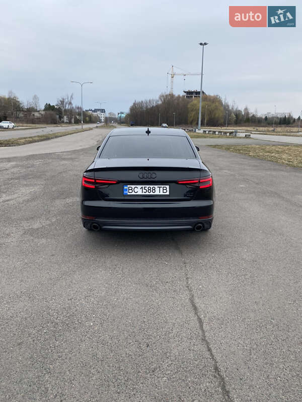 Седан Audi A4 2016 в Львове