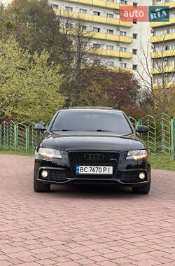Седан Audi A4 2011 в 