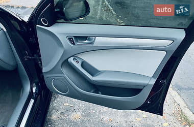 Седан Audi A4 2014 в 