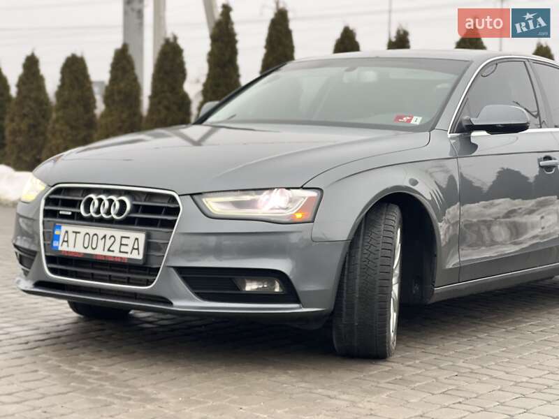 Седан Audi A4 2012 в 