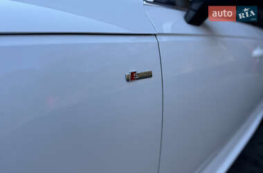 Седан Audi A4 2015 в 