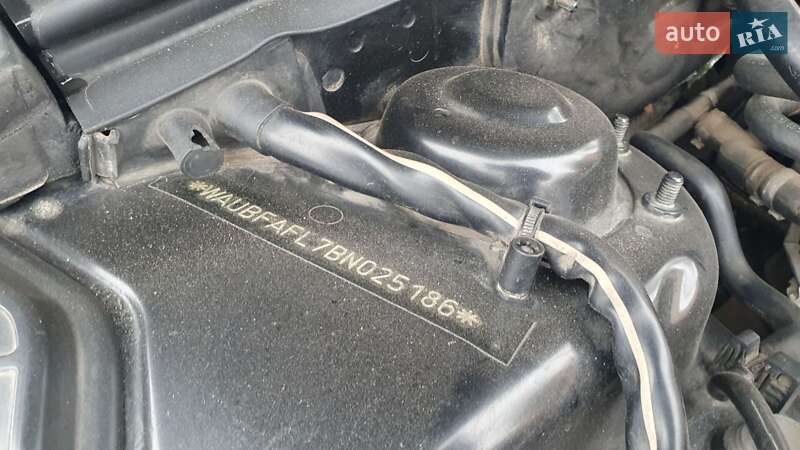 Седан Audi A4 2010 в Киеве