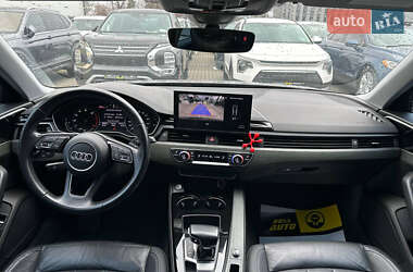 Седан Audi A4 2019 в 