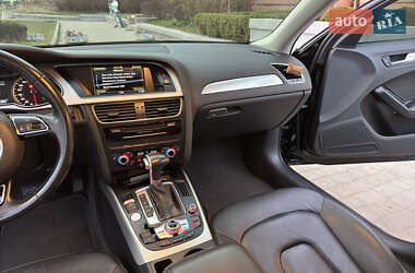Седан Audi A4 2015 в 
