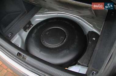 Седан Audi A4 2002 в 