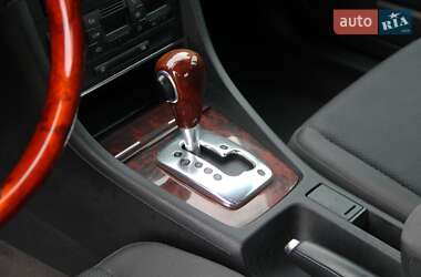 Седан Audi A4 2002 в 