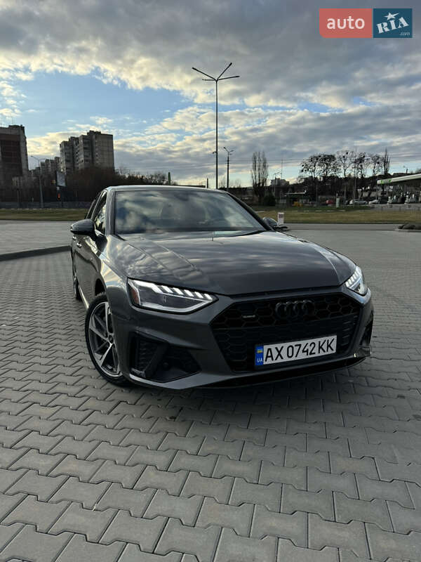 Audi A4 2021