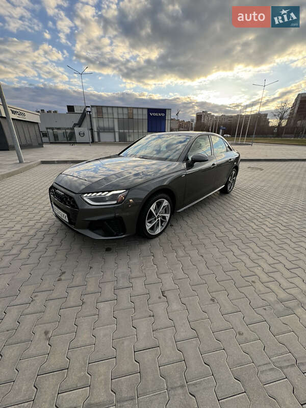 Седан Audi A4 2021 в Харькове