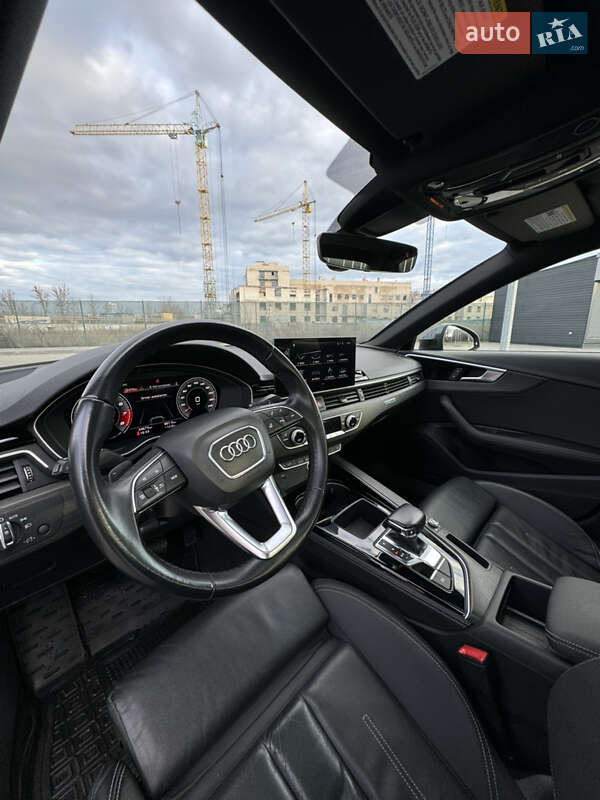Седан Audi A4 2021 в Харькове
