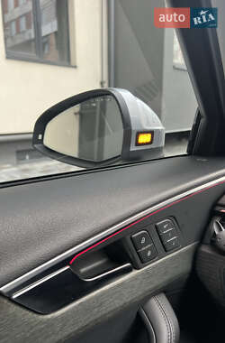 Седан Audi A4 2017 в 