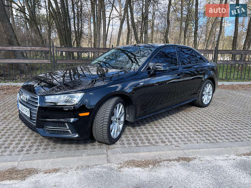 Седан Audi A4 2018 в Киеве