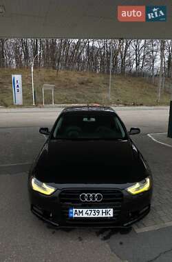 Седан Audi A4 2014 в 