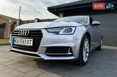 Седан Audi A4 2019 в 