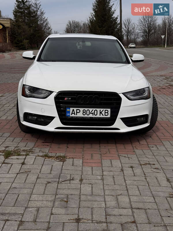Седан Audi A4 2012 в Запорожье