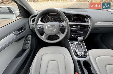 Седан Audi A4 2014 в 