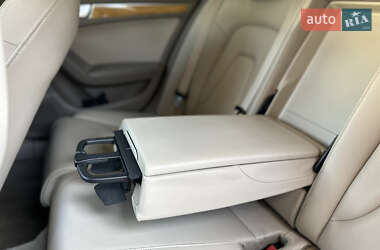 Седан Audi A4 2009 в 
