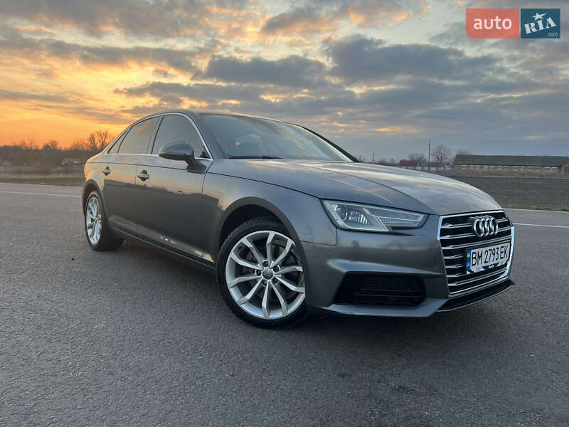 Седан Audi A4 2019 в Киеве